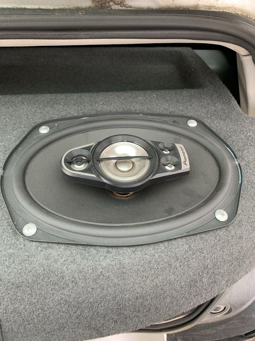 Som automotivo potente