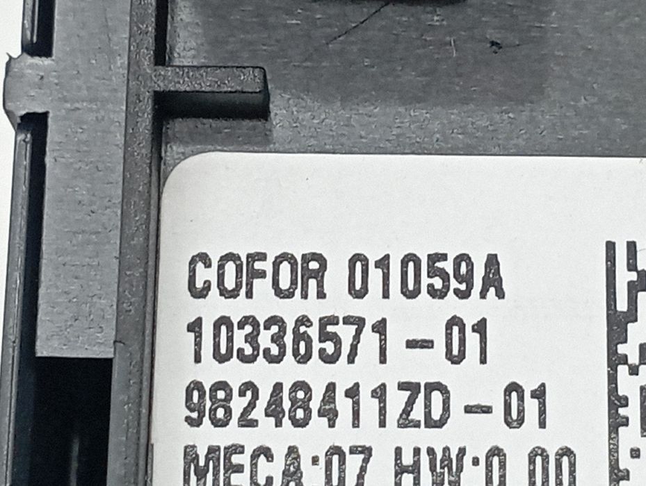 Comutador de vidro frente esquerdo - PEUGEOT 5008 II | 16 -