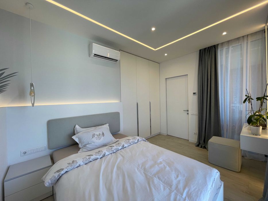 Продам видовую 3-х комн. квартиру ЖК "Новодворянский" парк Шевченко