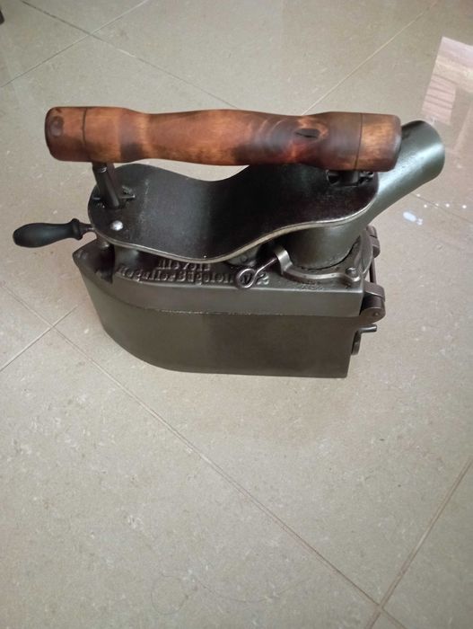 Ferro de engomar de alfaiate