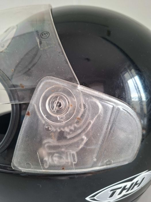 Kask motocyklowy THH integralny czarny XL 61 cm