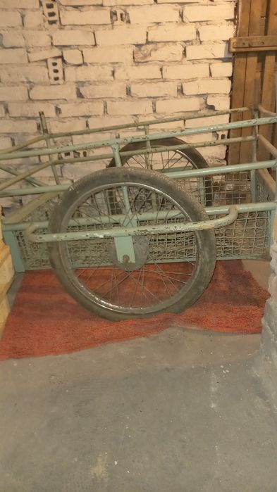 Wózek do przewozu  mleka PRL