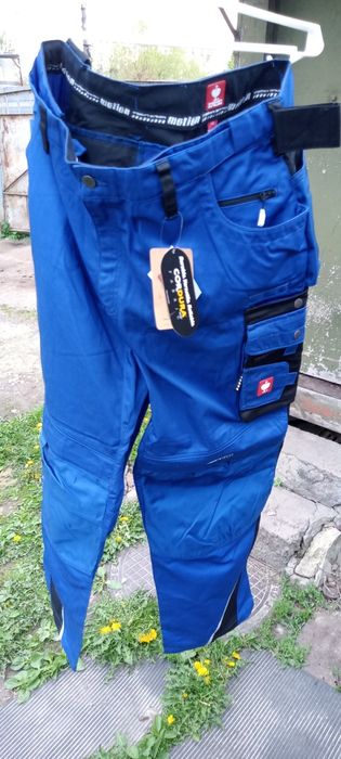 Продам новый рабочий костюм