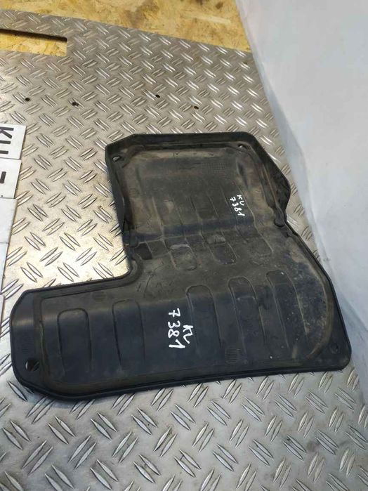 Land Rover Evoque 11- кришка АКБ KU7381 BJ325162A