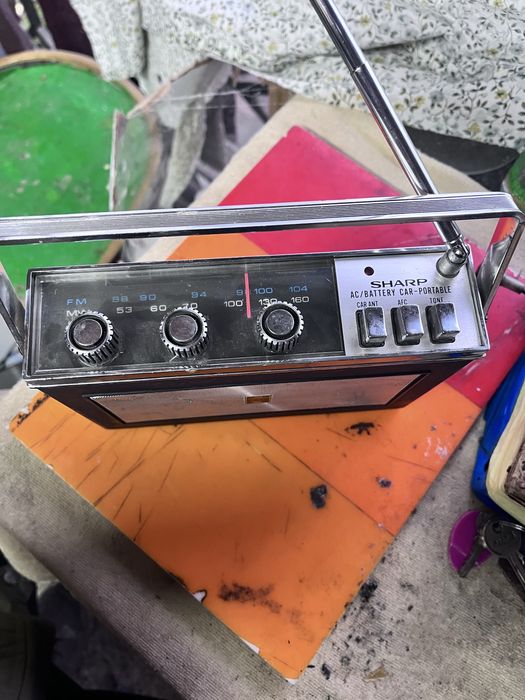 Радіоприймач «Шарп»
