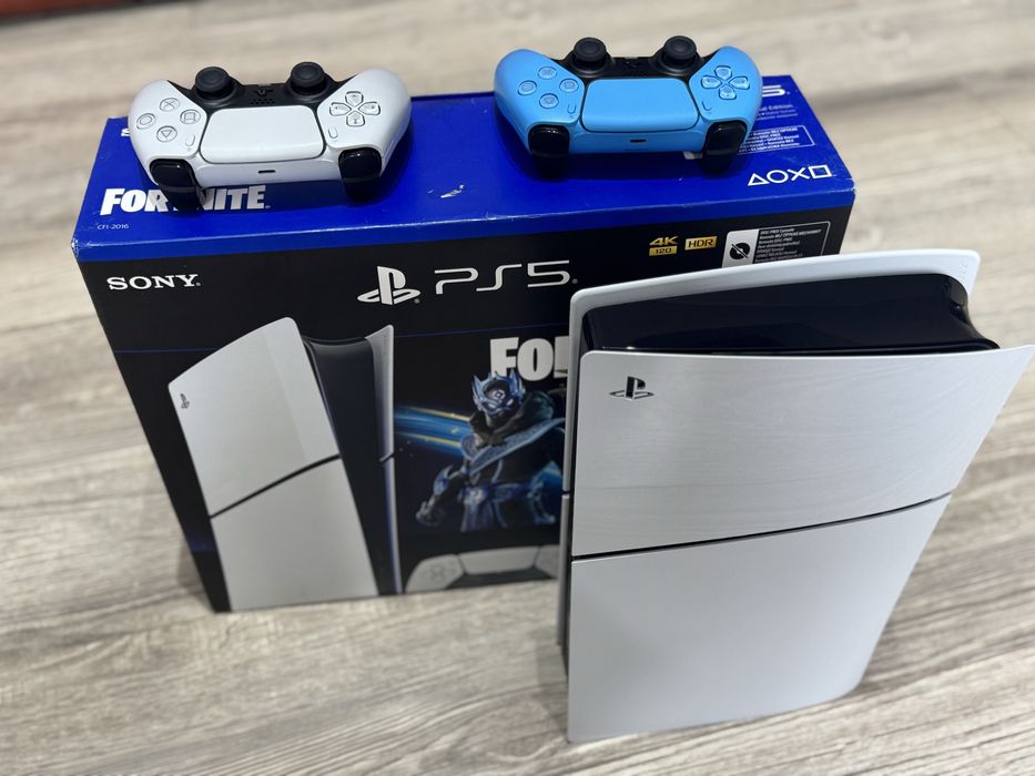 Sony PlayStation 5 Digital Edition (ідеальний стан, як нова)