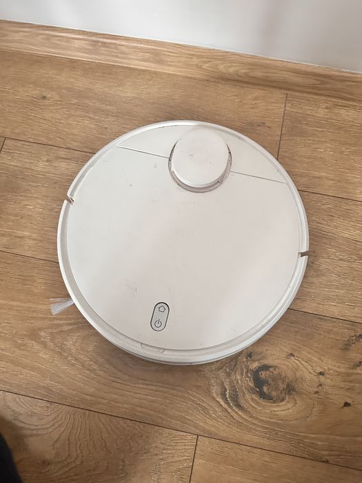 Sprzedam robota sprzatajacego, czytaj opis