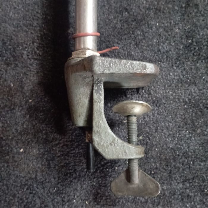 Stara lampa warsztatowa