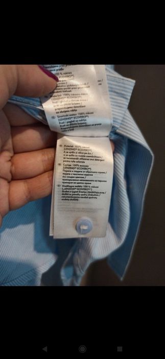 Koszula z haftowanym kwiatem