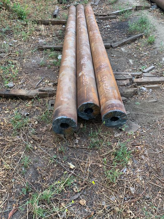 Труби бесшовні на складі