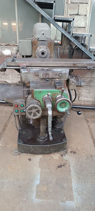 Frezarka uniwersalna Jarocin fwd 25