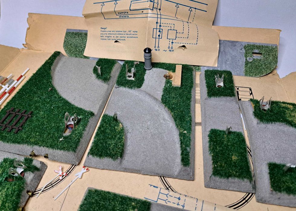 Przejzady Kolejowe SIBA MODELLE x 3szt. PIKO