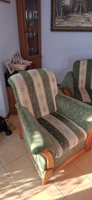 Zestaw wypoczynkowy 2 fotele ,2 pufy