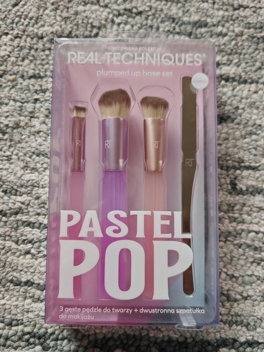 Zestaw pędzli do makijażu twarzy Real techniques