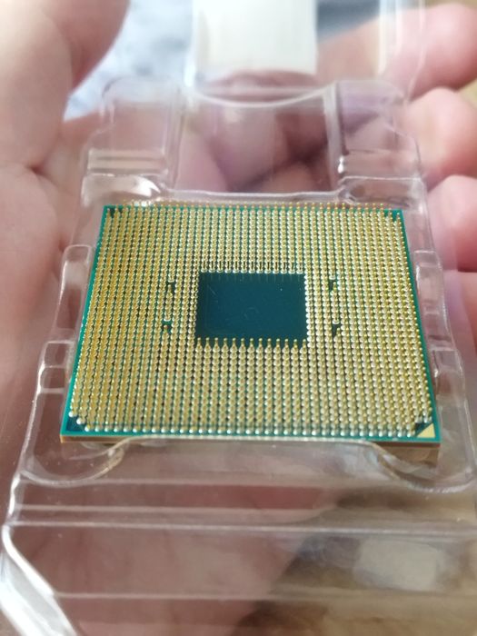 Продаю Процесор AMD Ryzen 5 2600X 3.6(4.2)GHz 16MB sAM4 (BOX)