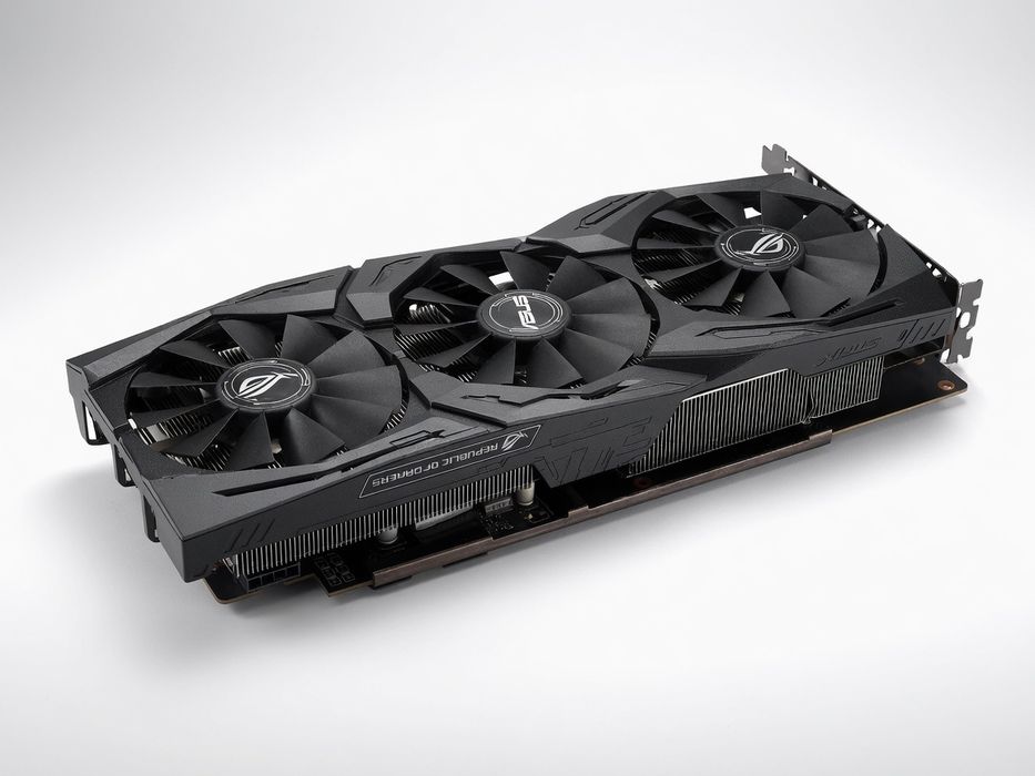 Asus ROG Strix RX5700XT 8Gb