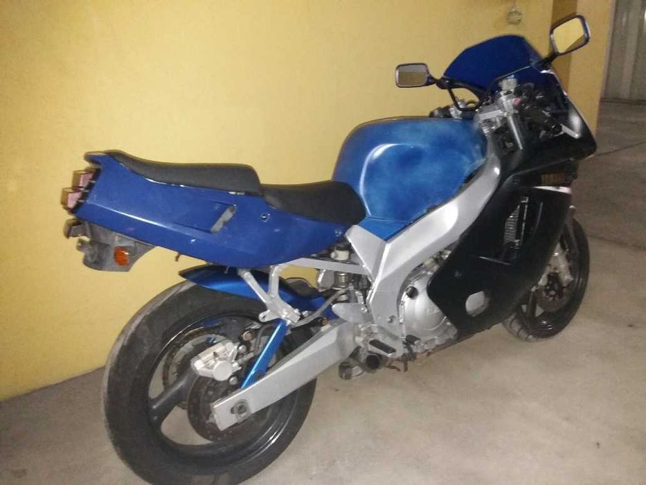 Peças Yamaha FZR600