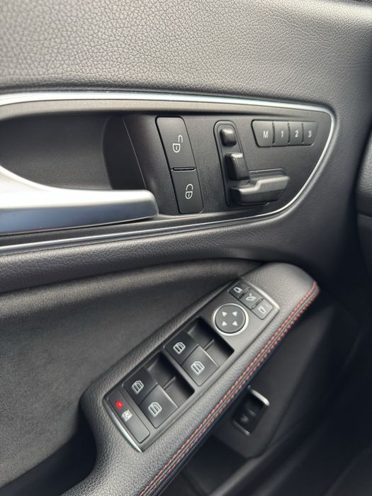 Mercedes-Benz Cla45 AMG