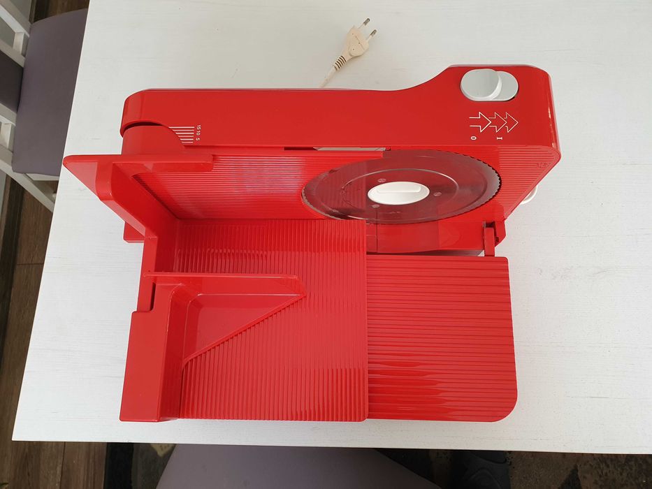 Krajalnica do chleba wędlin Zelmer 393.4