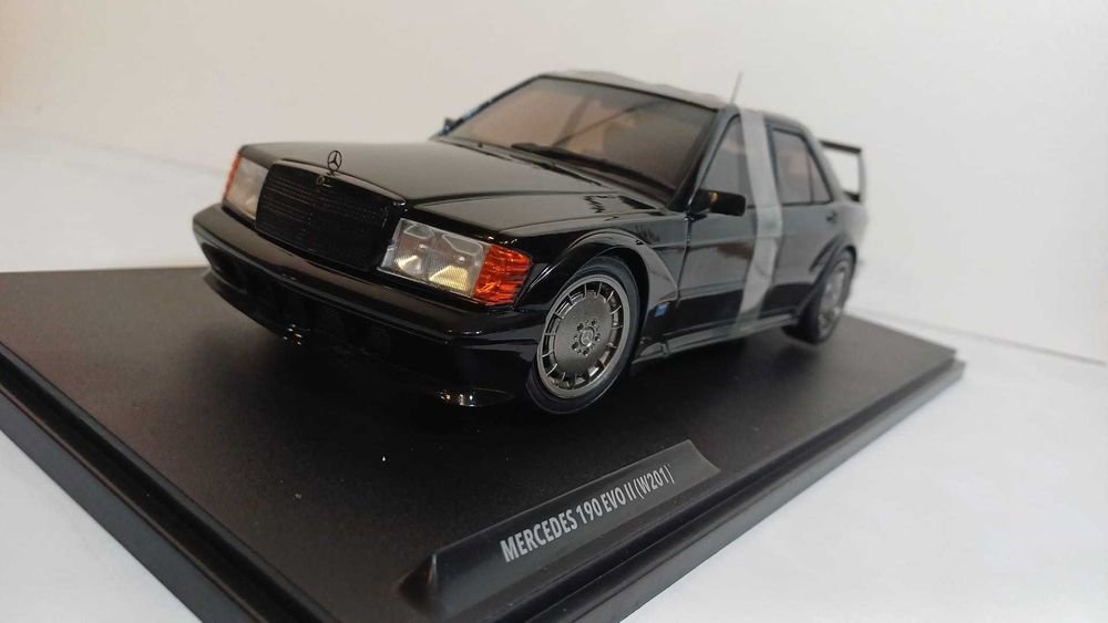 1/18 Mercedes 190 Evo II W201 - Solido