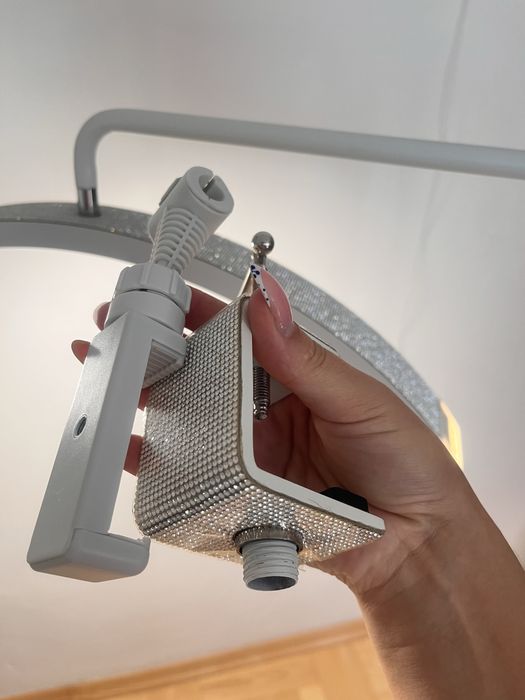 Lampa kosmetyczna półksiężyc