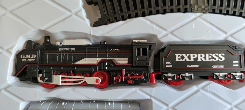 Pociąg elektryczny zestaw z torami