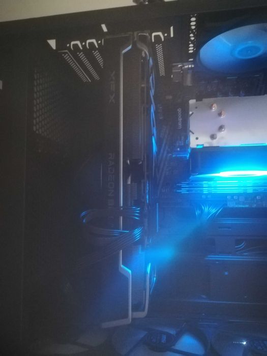 XFX rx6700xt 12GB