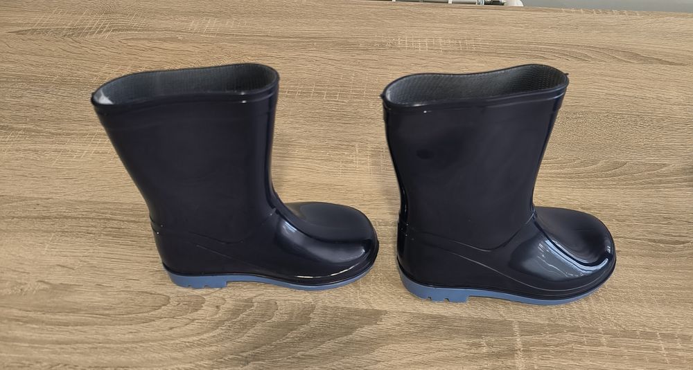 2 Pares de Galochas Cor Azul - Menino - Tamanho 26 ( 5€ cada par)