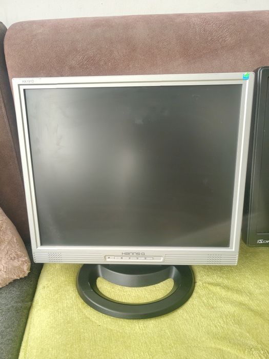 Monitory komputerowe