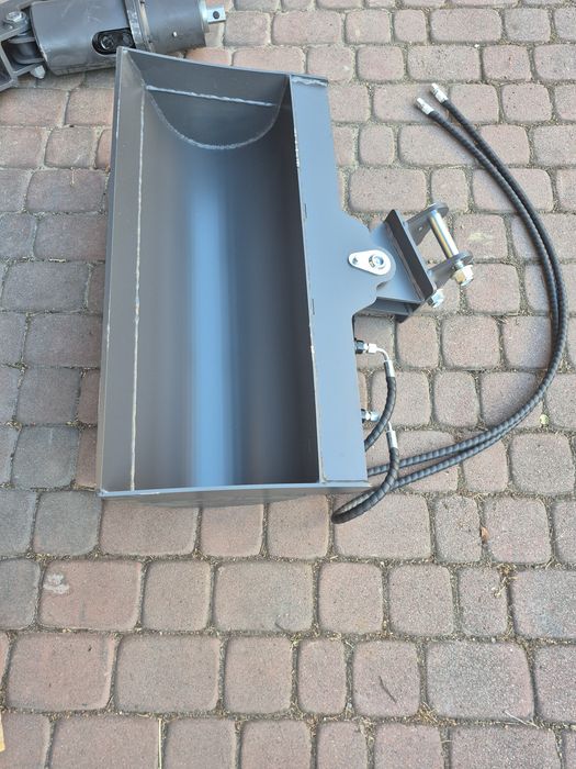 Łyżka hydrauliczna 80 cm skarpowa uchylna 45 °do minikoparki