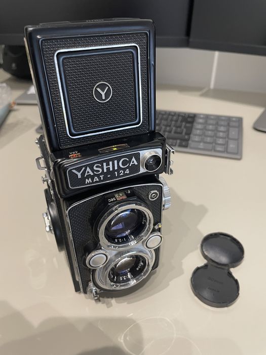 Yashica 124 G totalmente funcional - bom estado
