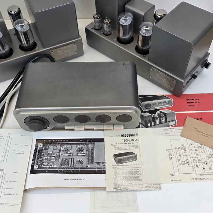 Quad II + Quad 22 amplificadores válvulas