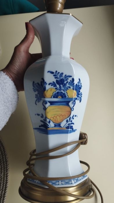 Candeeiro de mesa Vista Alegre, decoração Viana, em porcelana portugue