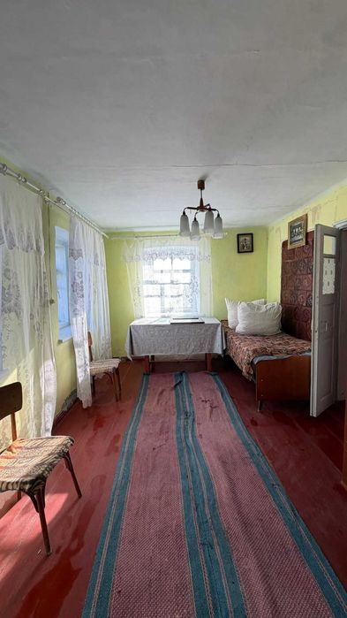 Продаж будинку біля Вишнівця