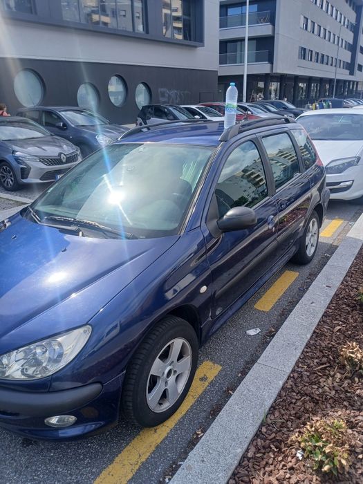 Faço negócio em carrinha ou van