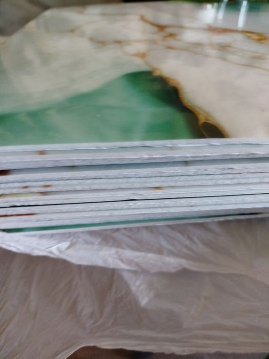 Płytki samoprzylepne PVC 30x30