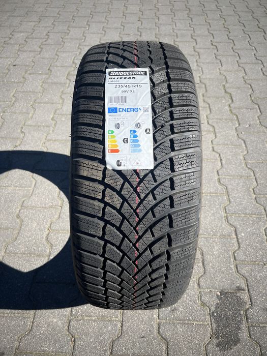 #Opona 235/45/19 pojedynka bridgestone