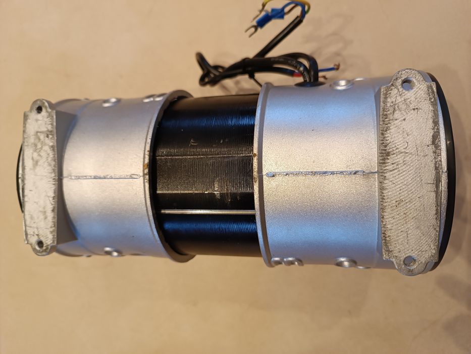 Kompresor bezolejowy sprężarka 550W 230V 8 bar 200l/min