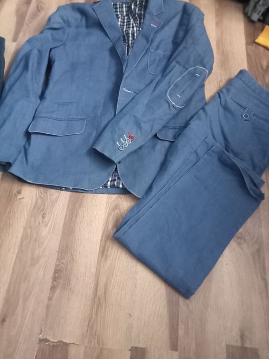 Garnitur młodzieżowy 176