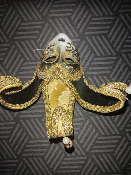 Интерьерная Венецианская маска