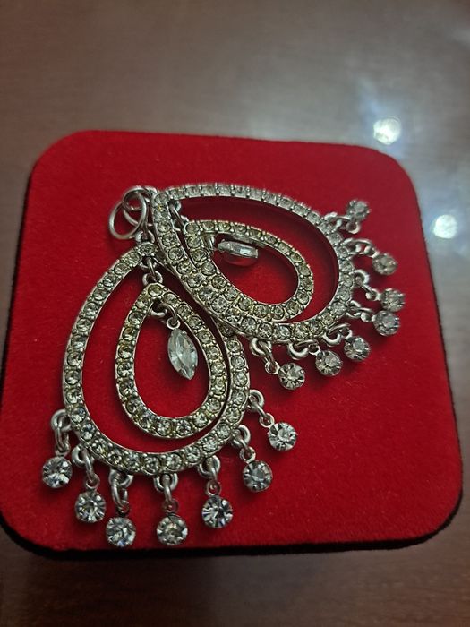 Біжутерія в новому стані