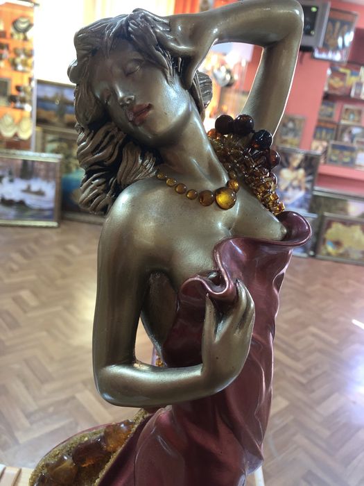 Сувеніри з бурштином