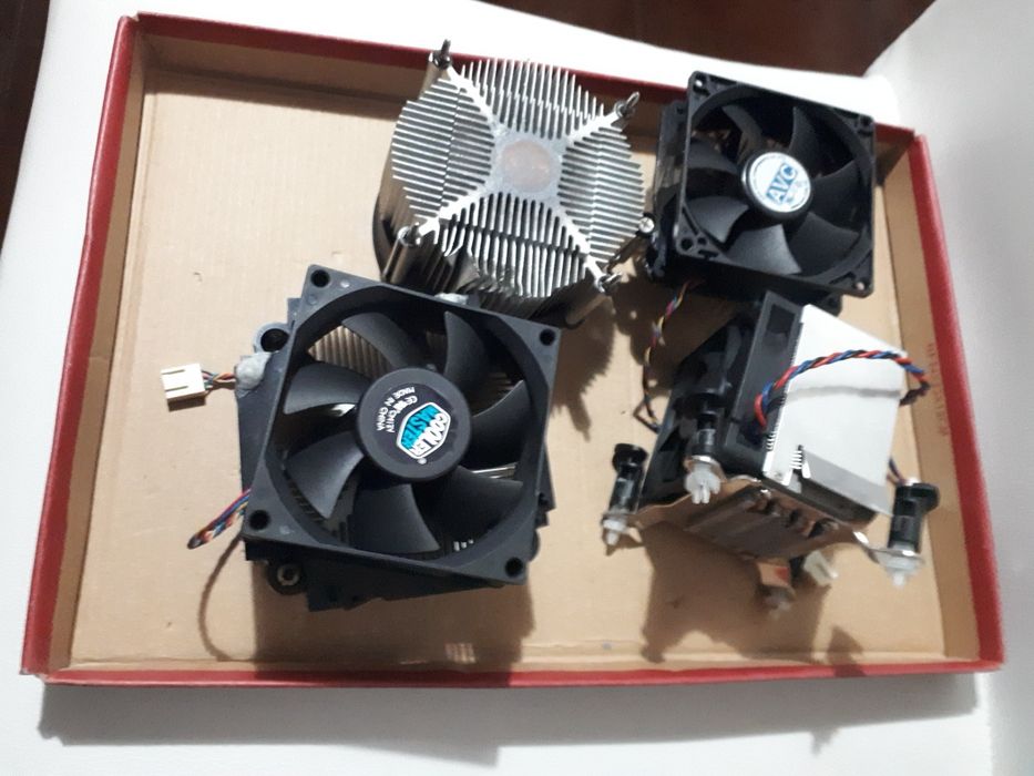 Vendo Vários coolers stock 775 + 1155