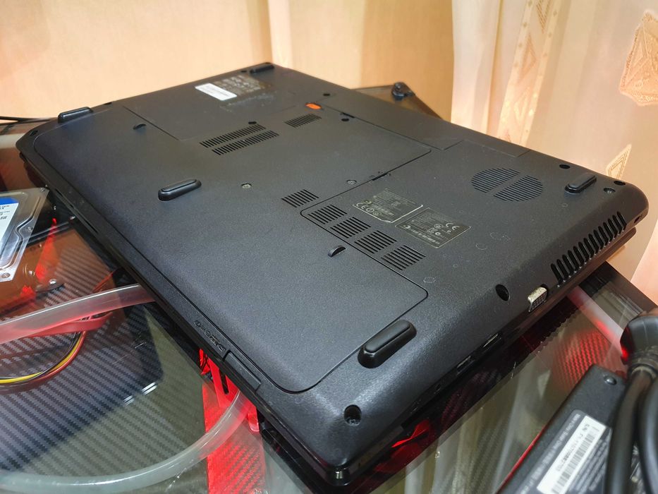 Ігрова консоль Acer Aspire 7560G ,4 GB DDR3 , 500 GB HDD