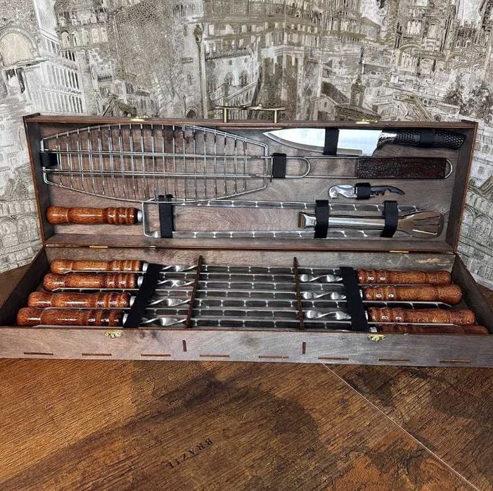 Набір шампурів в кейсі / мангальный набор – подарунок чоловіку , новий