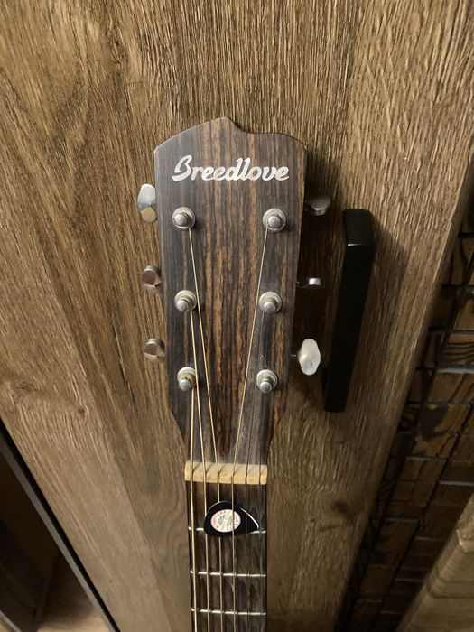 Breedlove Discovery Dreadnought – gitara akustyczna