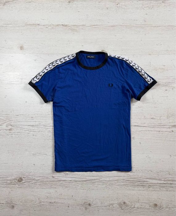 Поло fred perry на ломпасах