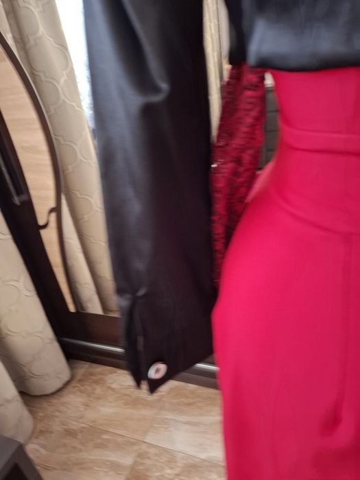 Czarne bolerko z grubszej satyny