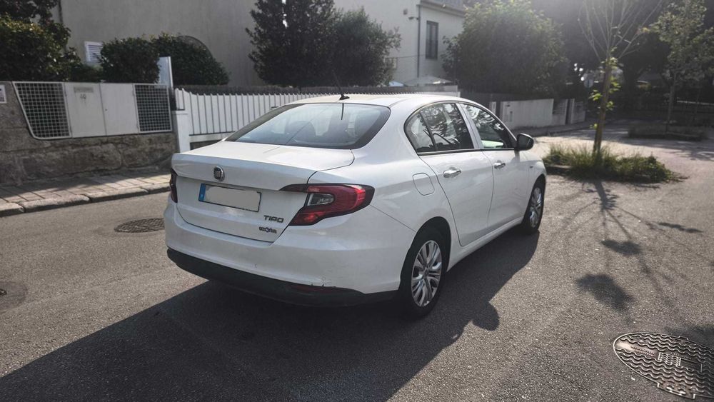 Carro FIAT TIPO 1.4 LOUNGE 2018 Gasolina/GPL — photo 4