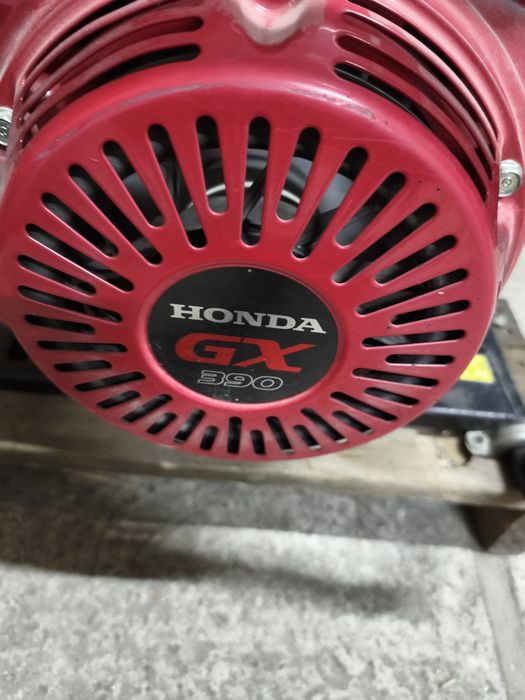 Генератор бензиновий